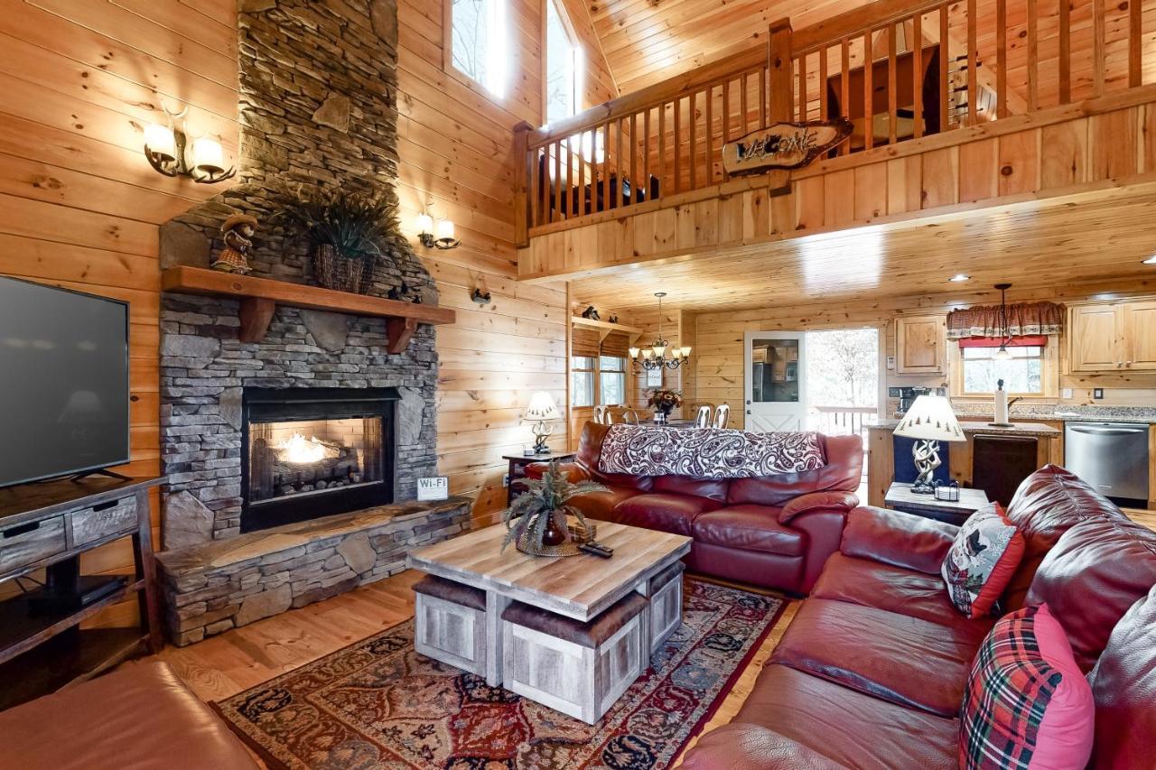 Bearfoot Lodge Ellijay Buitenkant foto