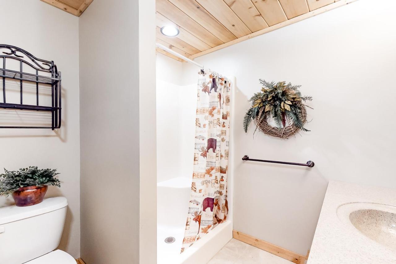 Bearfoot Lodge Ellijay Buitenkant foto